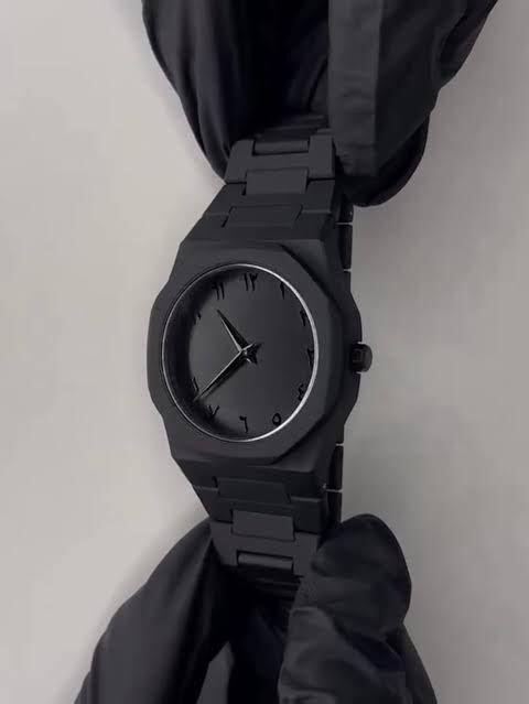 Men's Black Quartz Watch